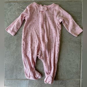 Carter’s Long Sleeve Heart Onesie 🩷